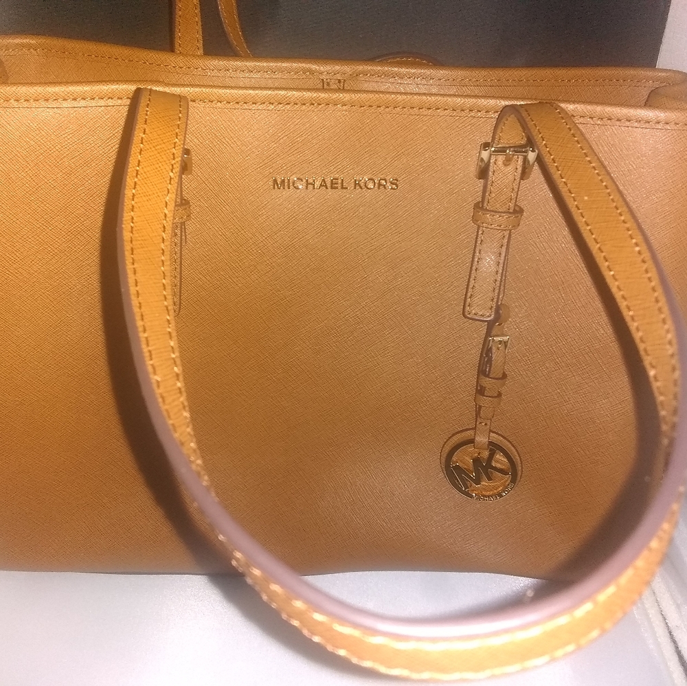 Michael kors MK Jet Set EW EX Large Saffiano leather handbag East West Travel - Picture 7 of 15